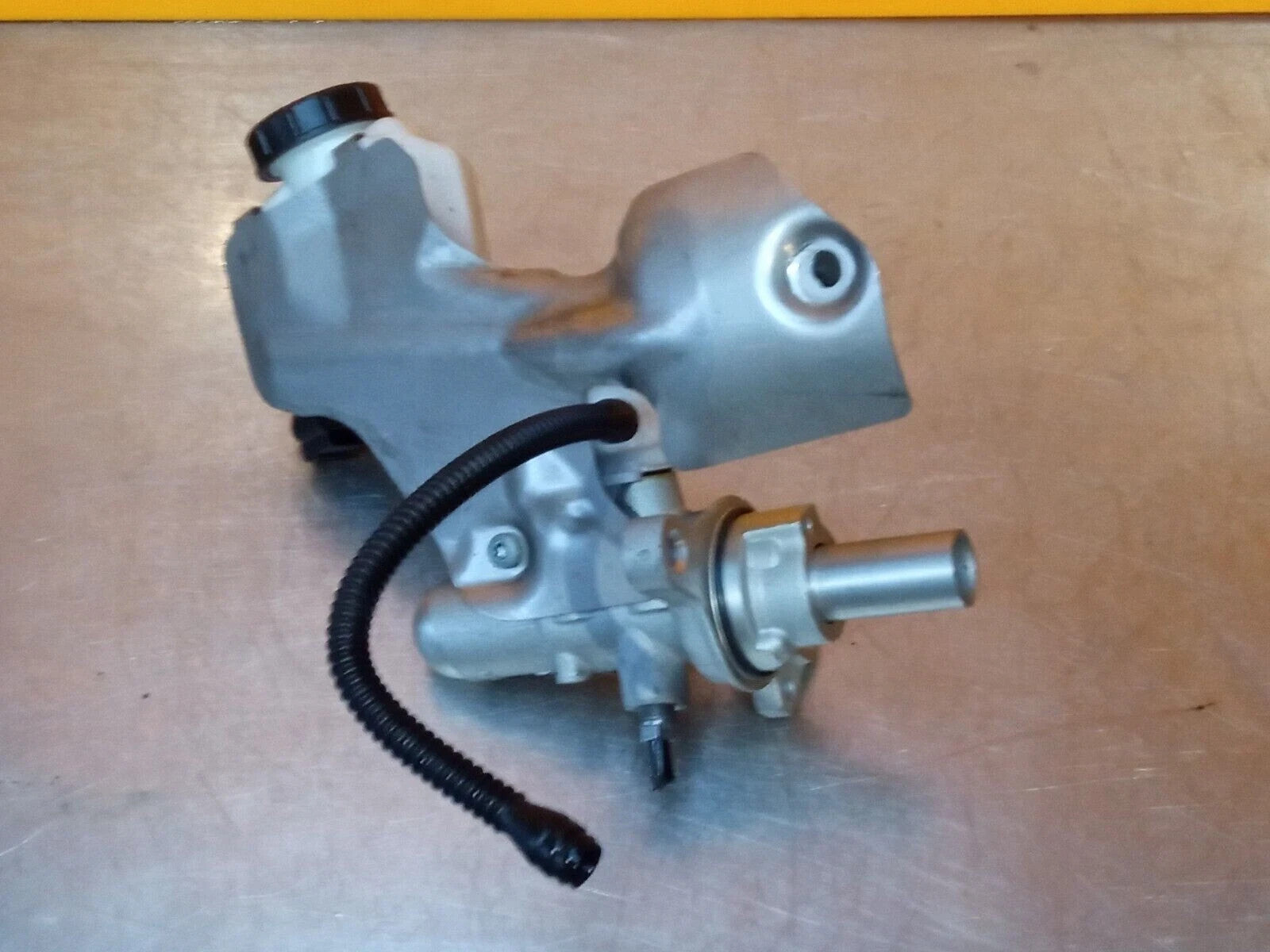✅VW Golf MK8 2.0 Diesel 2020 Brake Fluid Tank 0204839697 Warranty A001 - Image 5