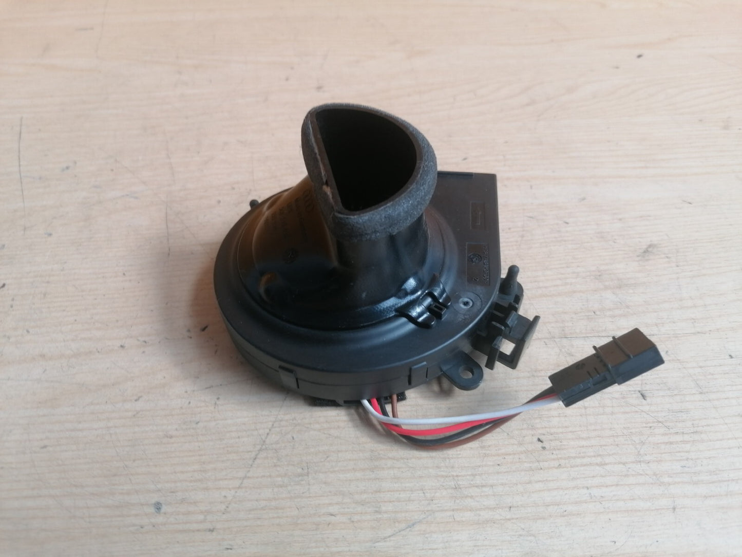 ✅2021 AUDI Q3 F3 1.5TFSI BREATHER BLOWER FAN BATTERY 4N0915213B + WARRANTY A072 - Image 1