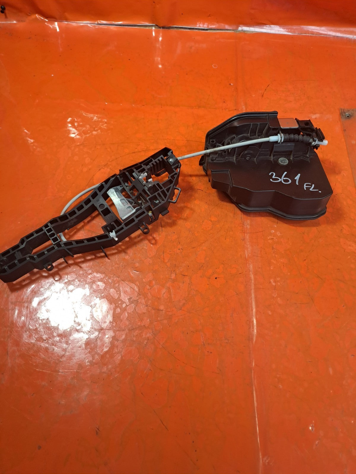 ✅BMW F22 218D SPORT 2.0 DIESEL 2015 FRONT LEFT DOOR LOCK 7202145 Warranty A361 - Image 3