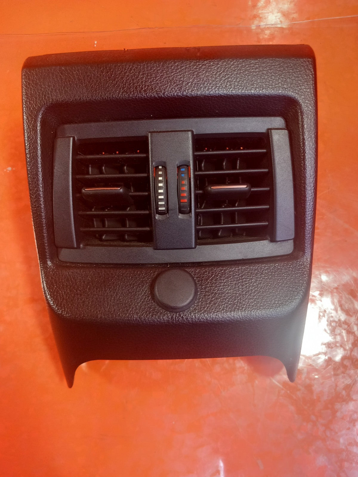 BMW F23 220D 2.0 Diesel 2016 Rear Center Console Air Vent 9207330 Warranty A363 - Image 2