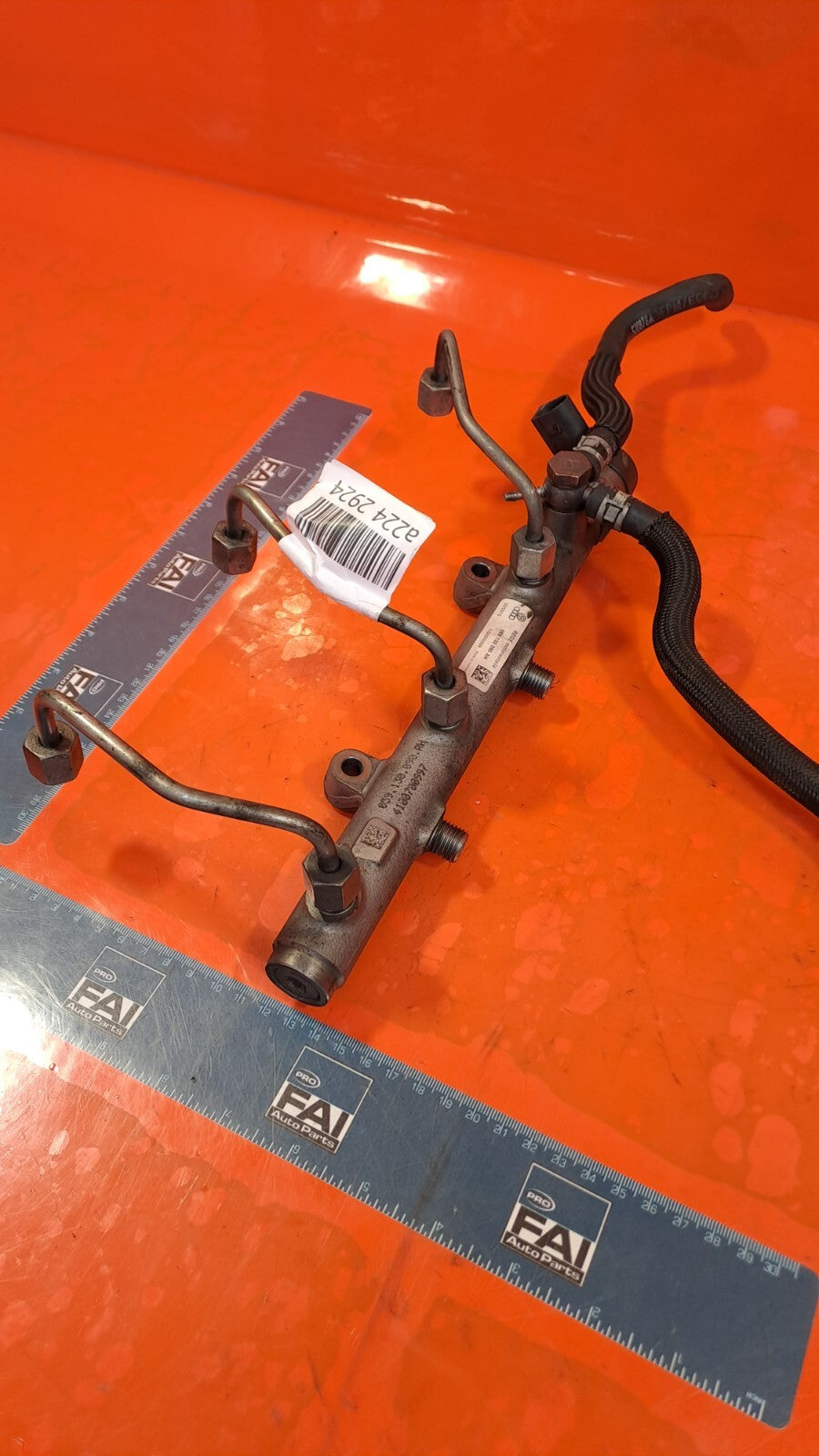 Audi Q7 S Line Tdi Quattro 2010 3.0 Diesel FUEL INJECTOR RAIL 059130090AH A224 - Image 7