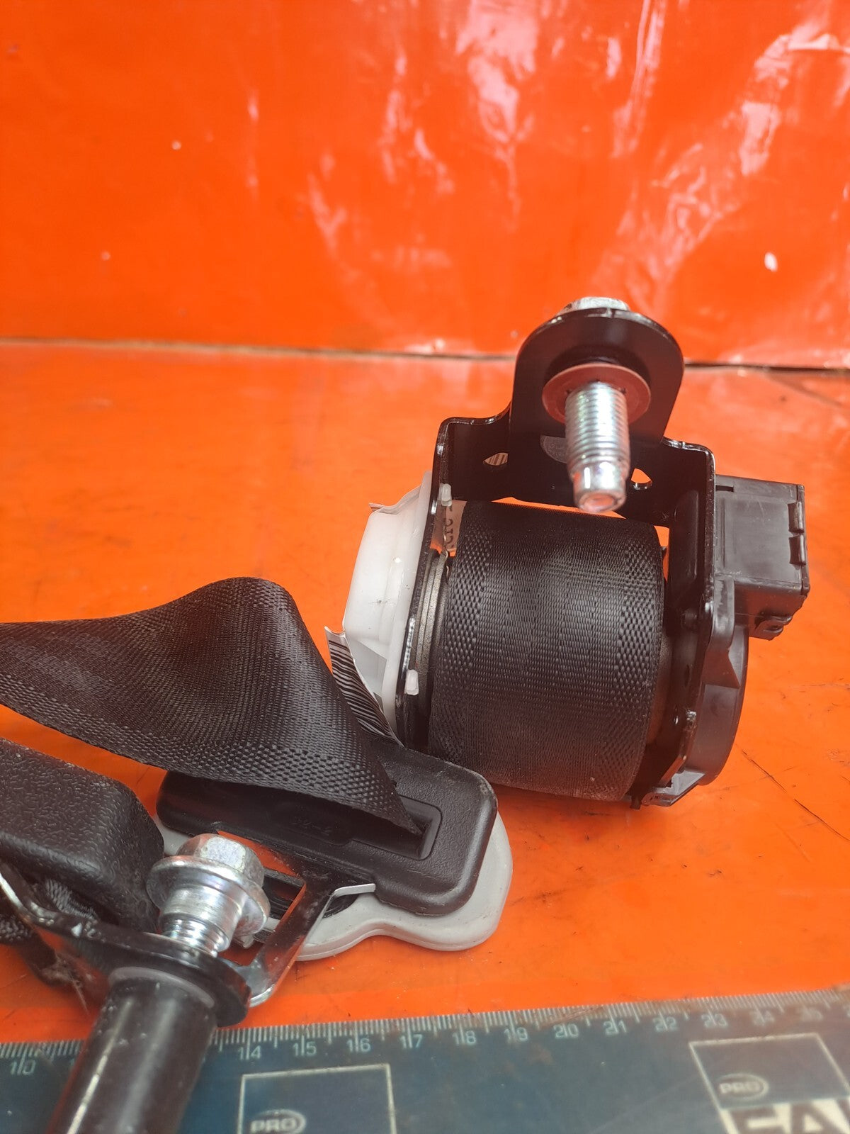 ✅Ssangyong Korando S 2013 2.0 Diesel REAR RIGHT SEAT BELT Warranty A282 - Image 8
