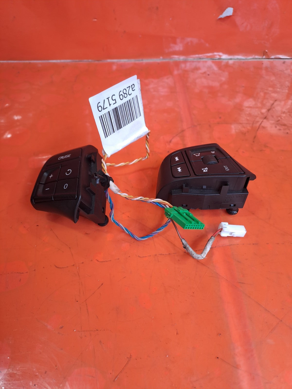 ✅Volvo Xc60 2012 2.4 D STEERING WHEEL CRUISE CONTROL SWITCH&RADIO CONTROLS A289 - Image 9