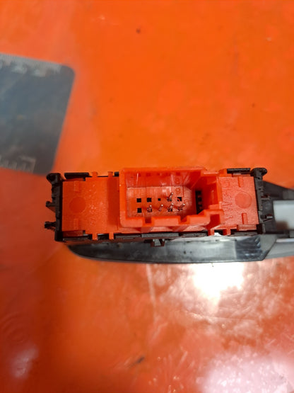 ebay-src:https://i.ebayimg.com/00/s/mtywmfgxmjaw/z/v-maaeswtijplum4/$_57.jpg