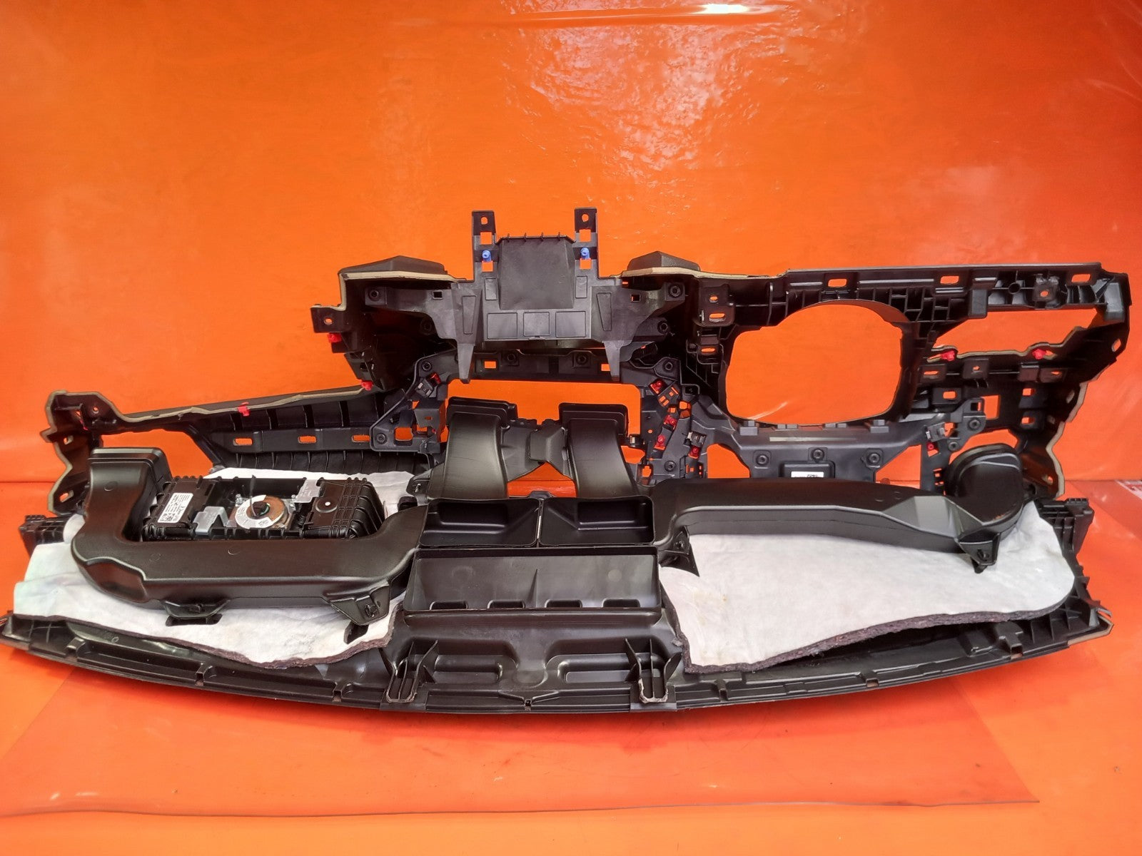ebay-src:https://i.ebayimg.com/00/s/mtiwmfgxnjaw/z/uwuaaeswmx1qjcyq/$_57.jpg