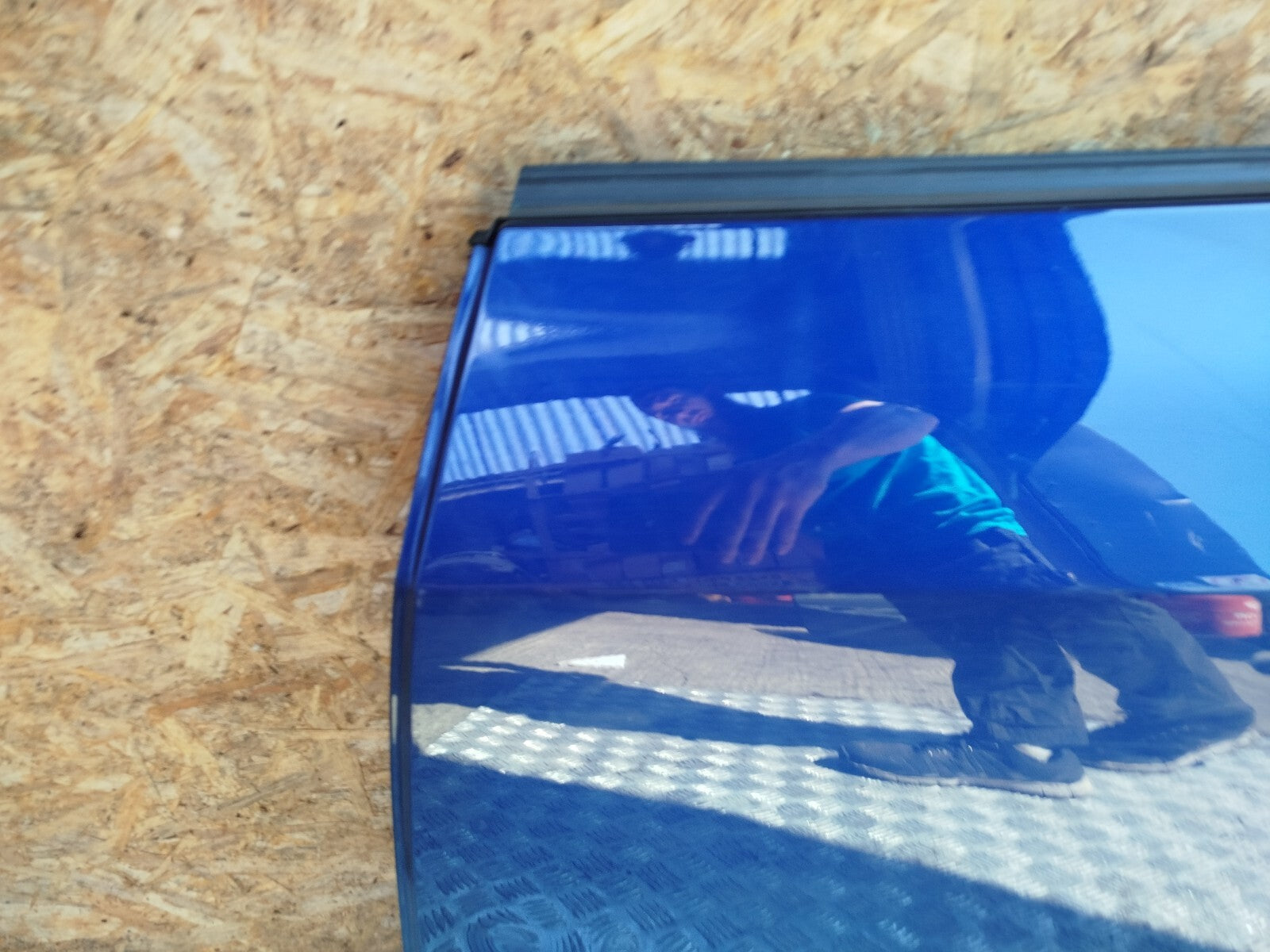 ✅TESLA MODEL 3 LONG RANGE 2020 rear LEFT DOOR BLUE Dent A266 - Image 3