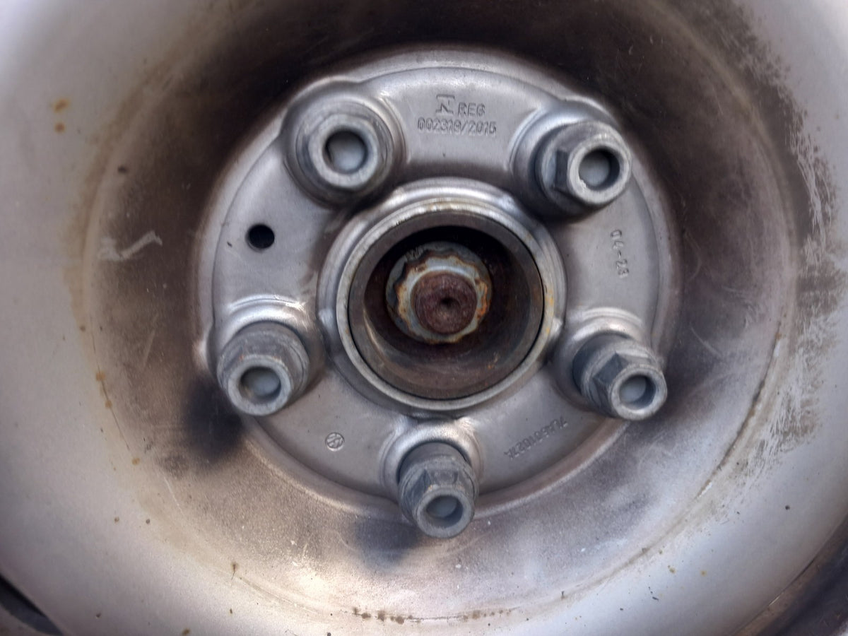 VW Transporter St-Line 2.0 Diesel 2023 Alloy Wheel With Tyre 215/65 R16C A416 - Image 3
