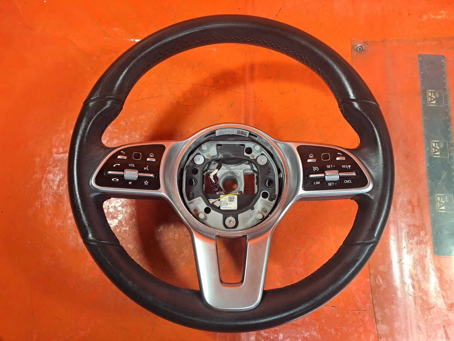 ✅MERCEDES A180D W177 1.5 DIESEL 2019 MULTIFUNCTIONAL LEATHER STEERING WHEEL A347 - Image 1
