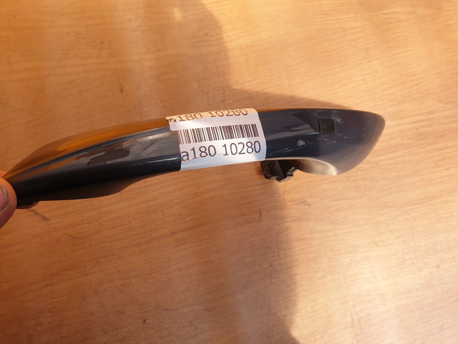 HYUNDAI I20 ULTIMATE 1.0 PETROL 2023 RIGHT KEYLESS SMART DOOR HANDLE Warranty - Image 4
