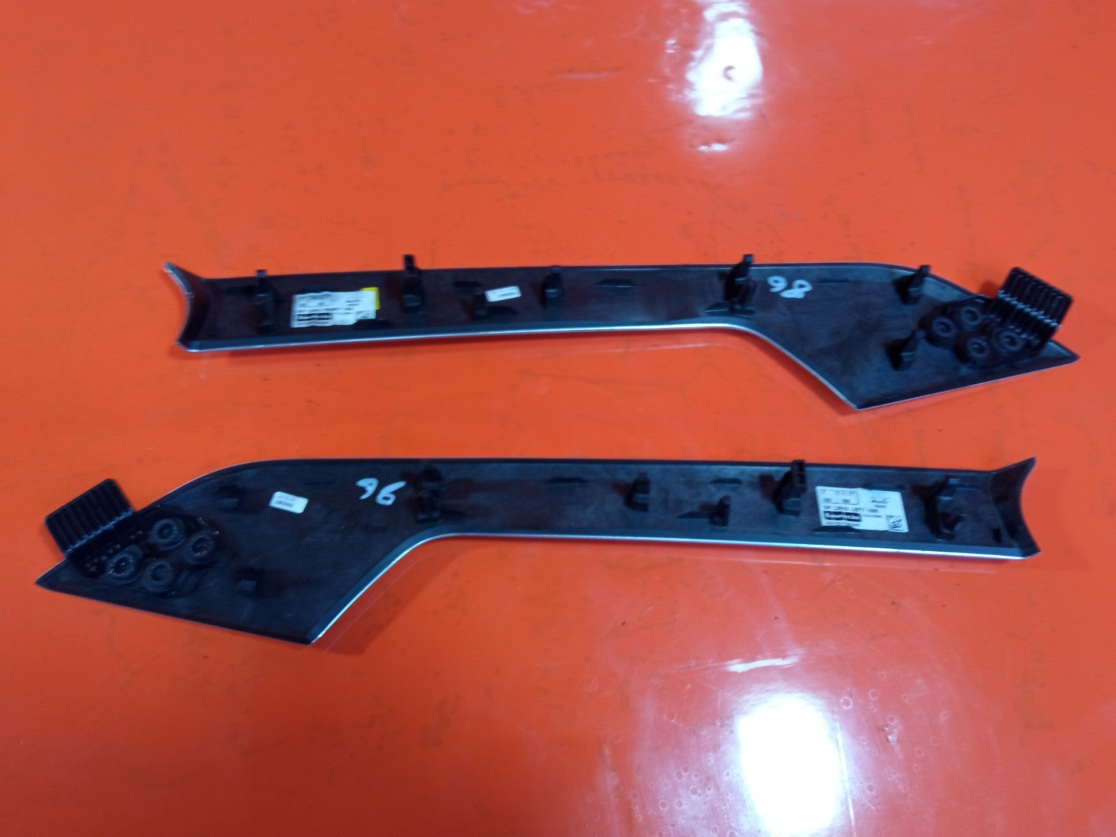 ✅Audi A4 S Line 2.0 TDI 2018 Door Card Moulding Trims Pair 8W0867410 Warranty - Image 9