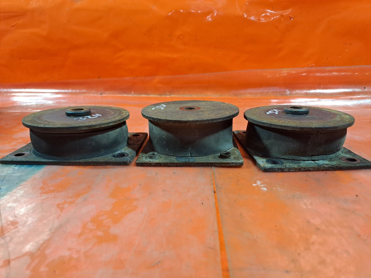 ✅2003 VOLVO FL ENGINE MOUNT SET OF 3 + WARRANTY A324 - Image 3