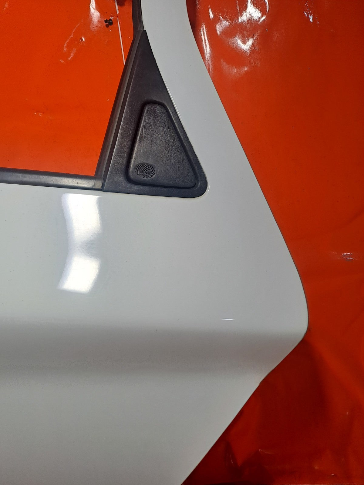 ebay-src:https://i.ebayimg.com/00/s/mtywmfgxmjaw/z/iawaaesw5-zpmbvl/$_57.jpg