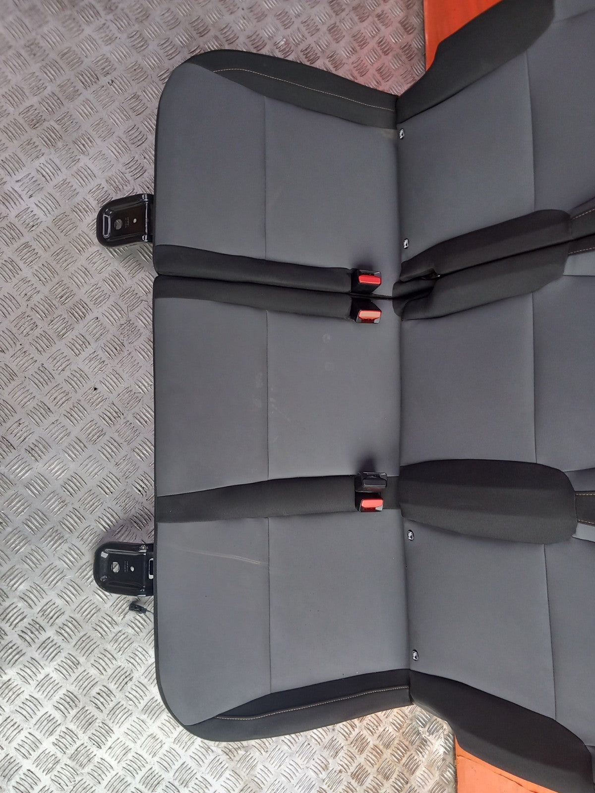 2024 Dacia Jogger Rear 2nd Row Seats Warranty A391 - Image 9