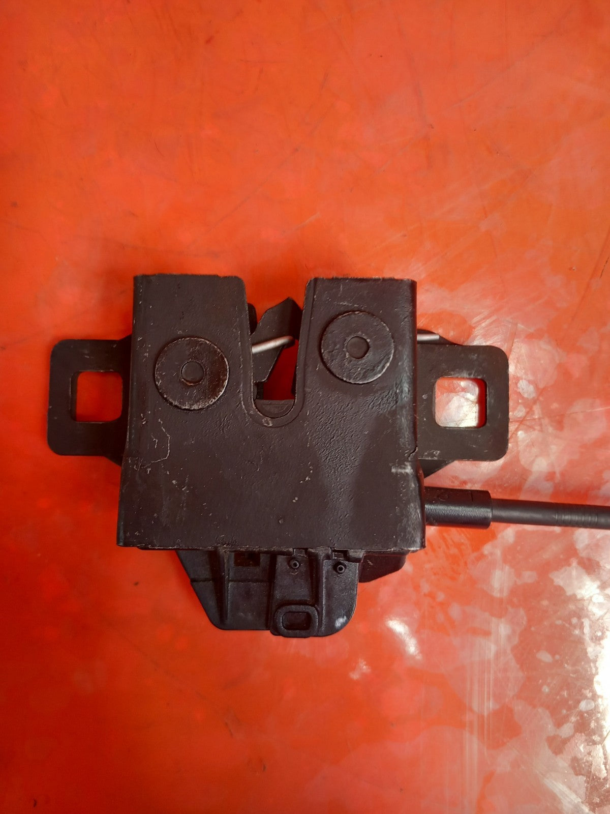 Land Rover Defender L663 3.0 Diesel 2025 Bonnet Catch Latch Lock 5H2216700CH - Image 5