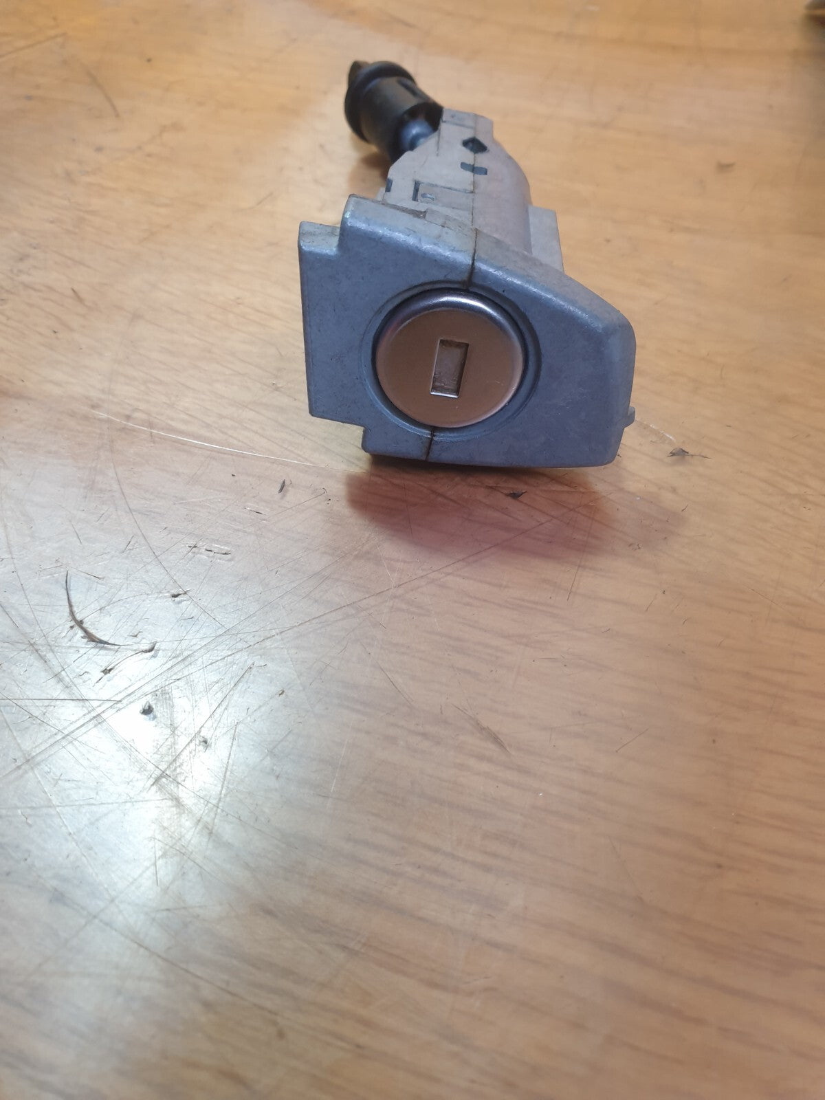 ✅2020 AUDI Q3 S LINE 1.5P IGNITION BARREL & KEY 5Q1905865A + WARRANTY A198 - Image 3