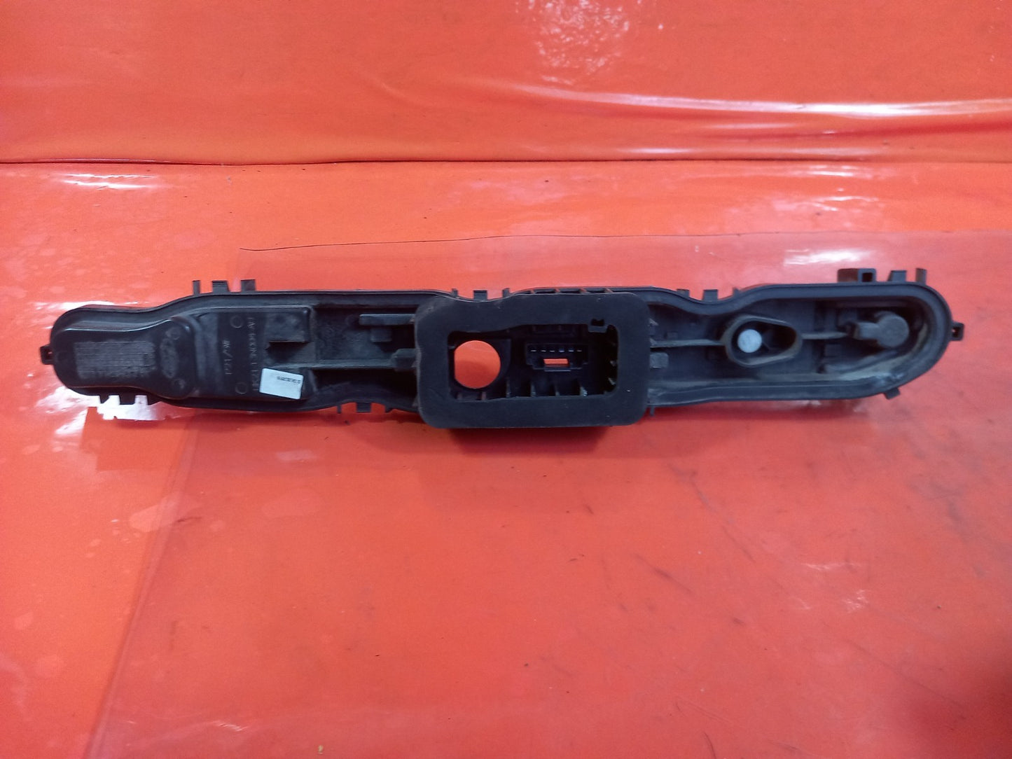 Ford Transit Custom 2.2 Diesel 2016 Rear Right Tail Light Bulb Holder Warranty - Image 10