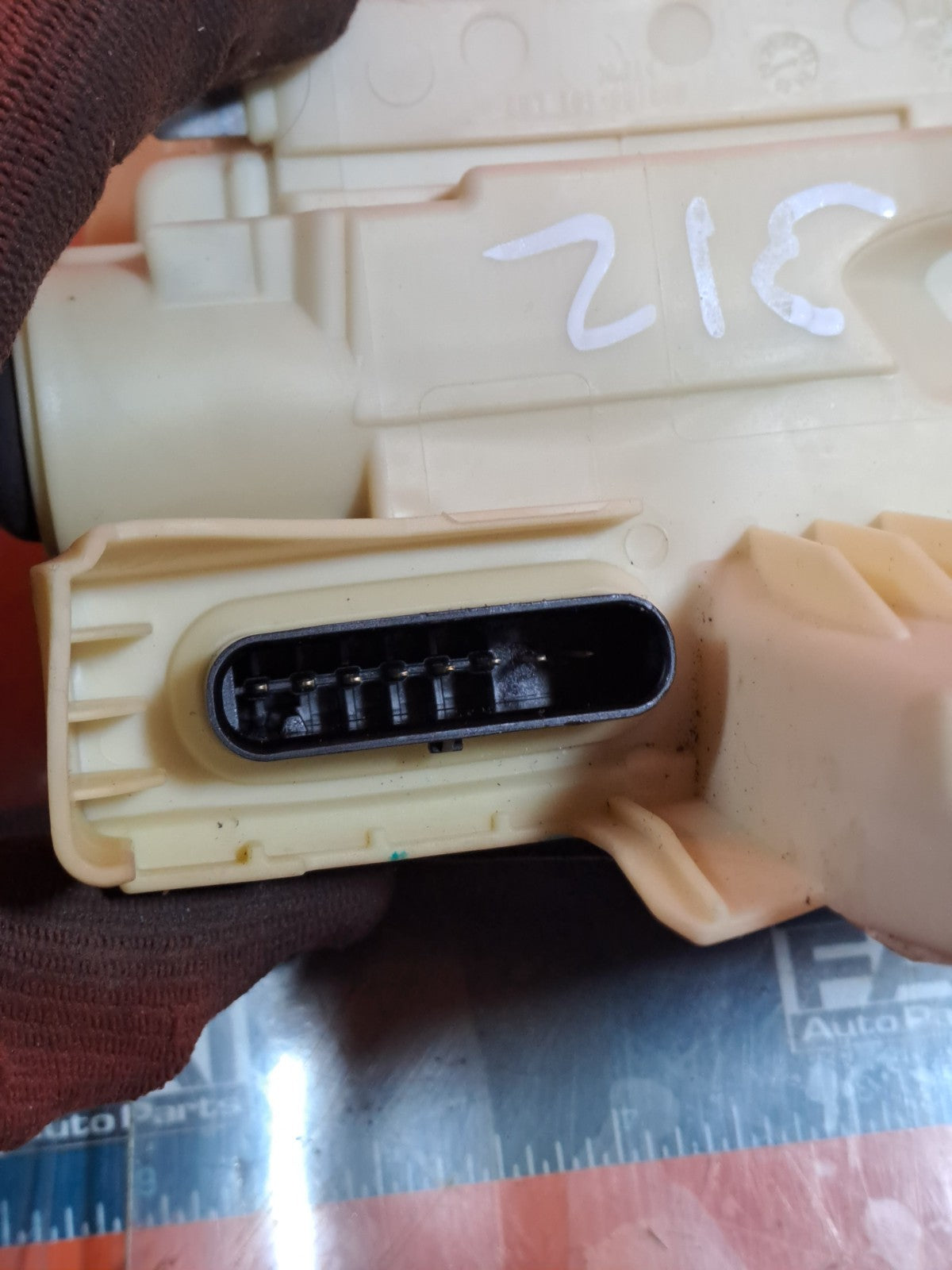 ebay-src:https://i.ebayimg.com/00/s/mtywmfgxmjaw/z/64gaaesw-8vpg33a/$_57.jpg