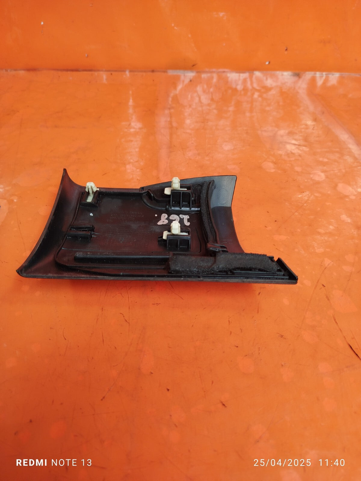 ✅Porsche Cayenne V6 2010 3.6 Petrol Front Right Lower Wing Trim 7L5854960 A268 - Image 10