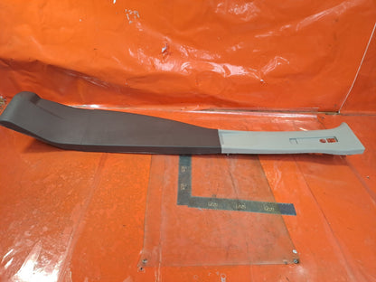 ✅2023 FORD TRANSIT CUSTOM RIGHT SIDE B PILLAR TRIM KK21-V243W12-AB A343 - Image 1
