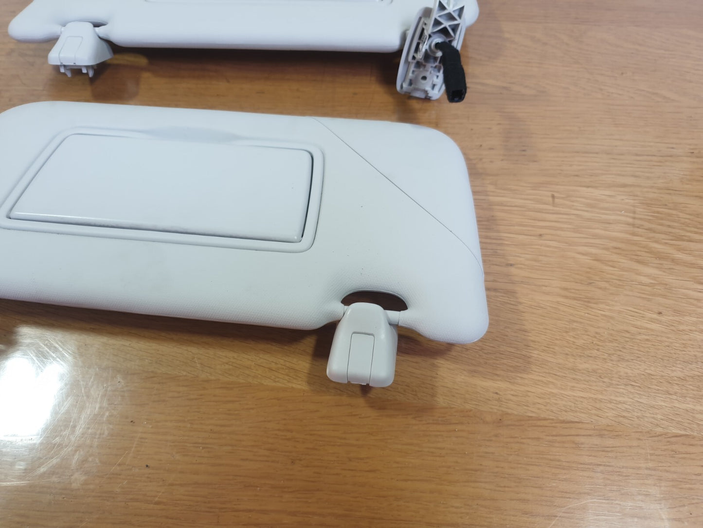 2021 FORD FOCUS MK4 ACTIVE X 1.0P SUN VISOR PAIR DU5A-00014-CB + WARRANTY A212 - Image 2