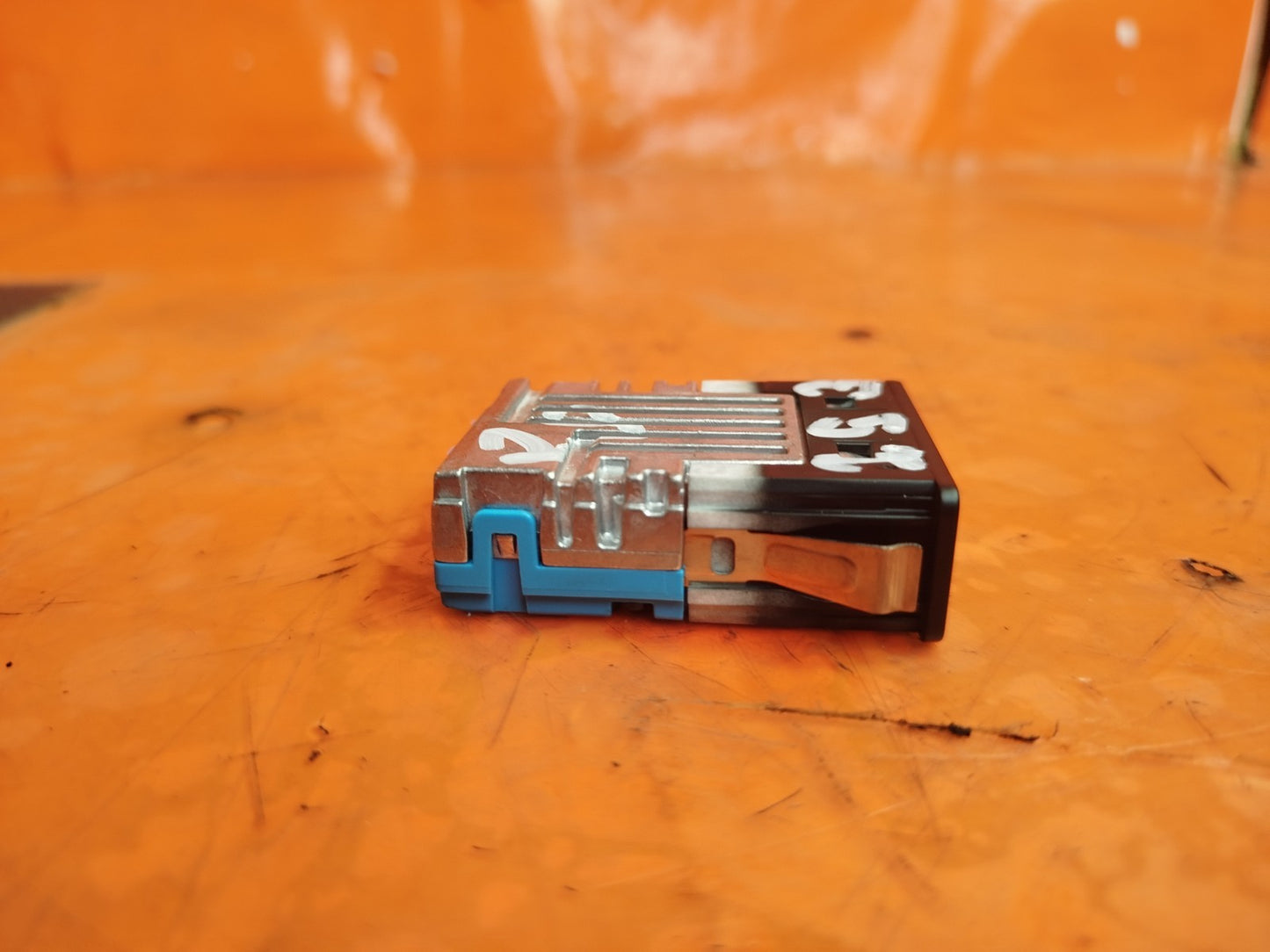 ebay-src:https://i.ebayimg.com/00/s/mtiwmfgxnjaw/z/-eeaaeswks9ox9ia/$_57.jpg