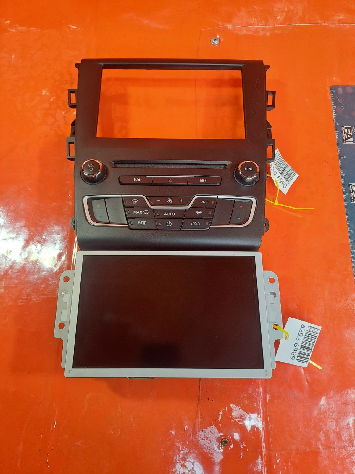 ✅2016 FORD MONDEO MK5 MULTIMEDIA DISPLAY SCREEN & HEATER CLIMATE CONTROL PANEL - Image 1