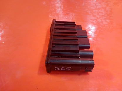 BMW F40 116D 1.5 Diesel 2021 Power Distribution Unit 8589907 Warranty A365 - Image 4