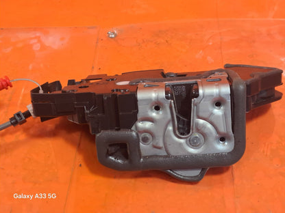 ✅MERCEDES A180 SPORT 1.3 PETROL 2025 REAR RIGHT DOOR LOCK MECHANISM A1770032999 - Image 11