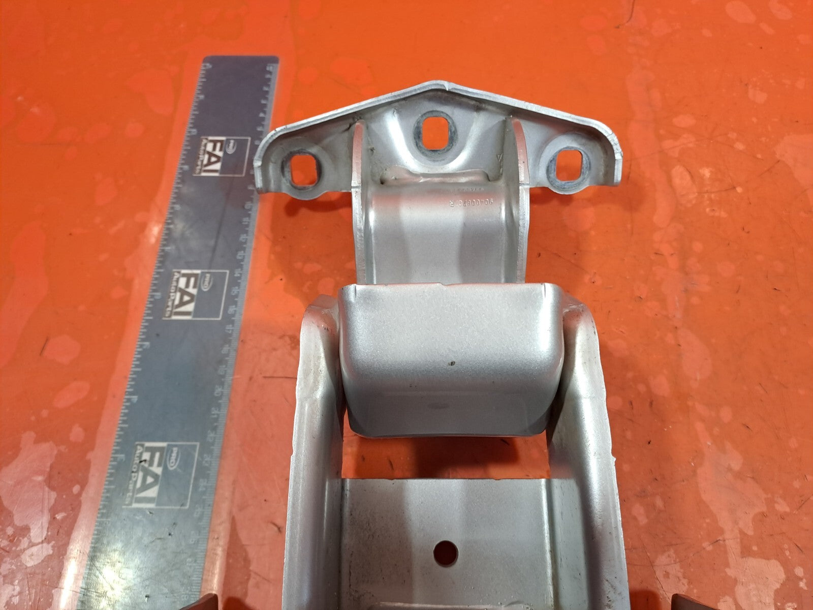 ✅Renault Trafic III 2016 1.6 Diesel REAR LEFT UPPER DOOR HINGE 90400670R A256 - Image 12