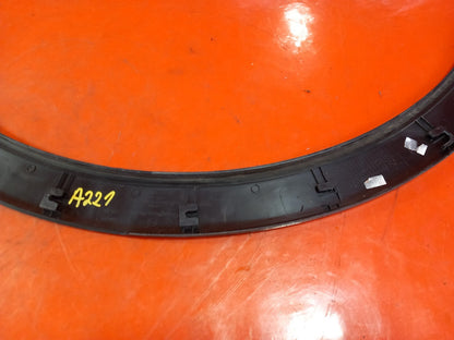 Ssangyong Tivoli ELX 2015 Wheel Arch Moulding Rear Right 79540-35000 A221 - Image 8