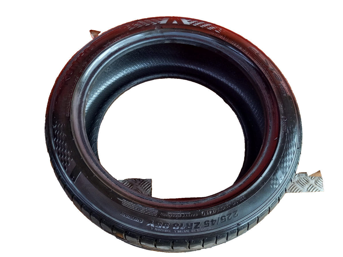 Kumho Ecsta Tyre 225/45 ZR18 6.8 mm Warranty xAA - Image 1