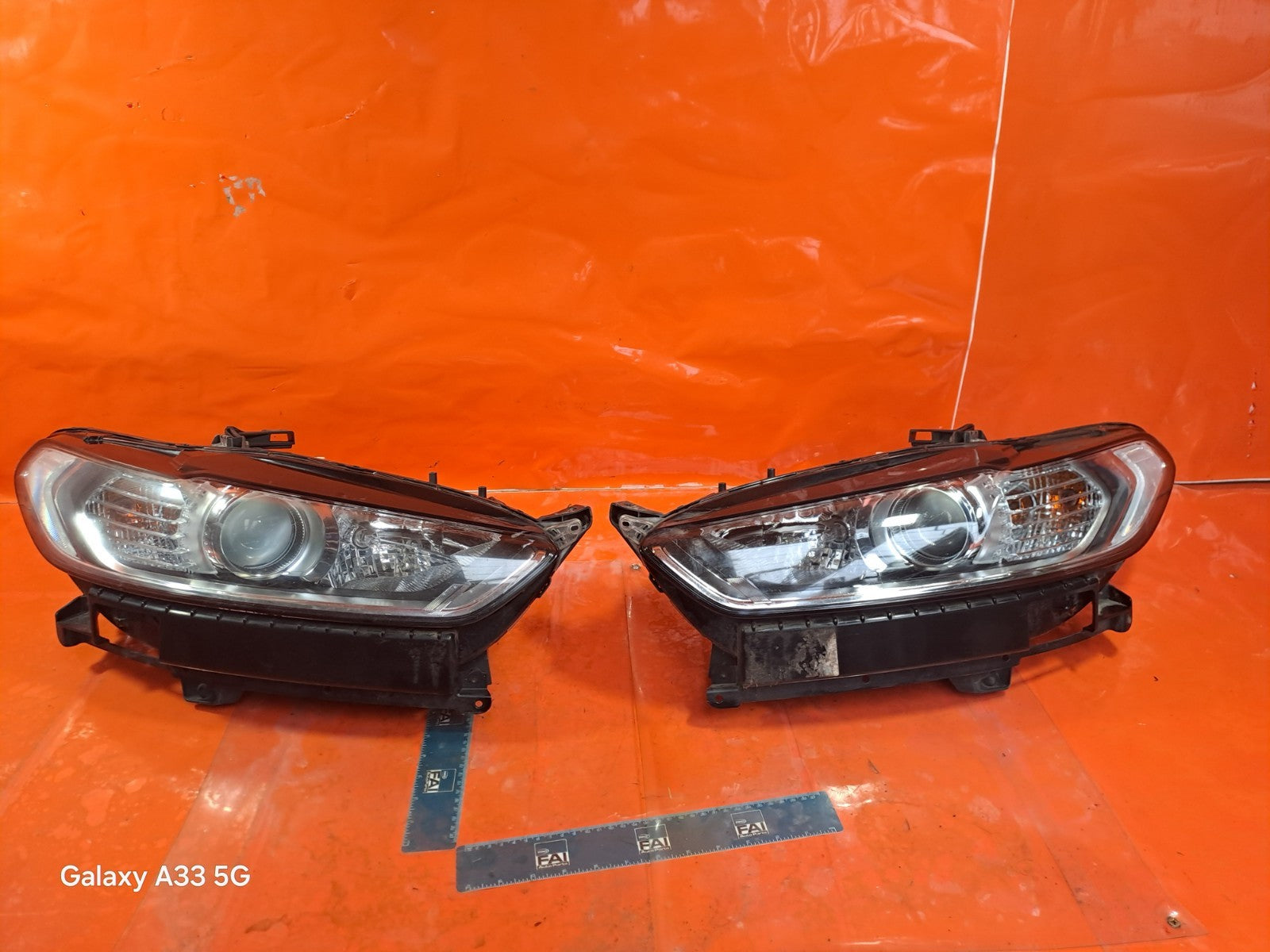 ✅FORD MONDEO TITANIUM MK5 2.0 DIESEL 2015 FRONT LEFT & RIGHT HEADLIGHTS A308 - Image 1