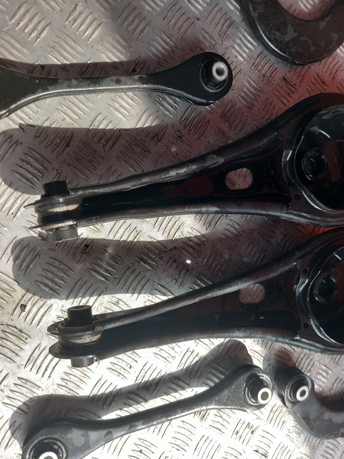 ebay-src:https://i.ebayimg.com/00/s/mtywmfgxmjaw/z/cjeaaesw92lqhbvt/$_57.jpg