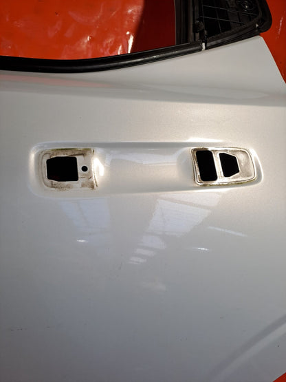 ✅POLESTAR 2 LONG RANGE 2023 REAR LEFT DOOR SILVER + WARRANTY A312 - Image 6