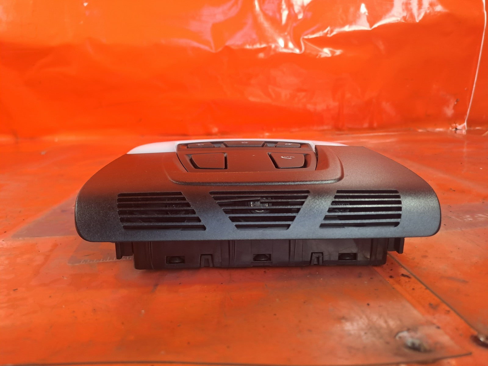 ebay-src:https://i.ebayimg.com/00/s/mtiwmfgxnjaw/z/zjcaaesw-c5pjwcv/$_57.jpg