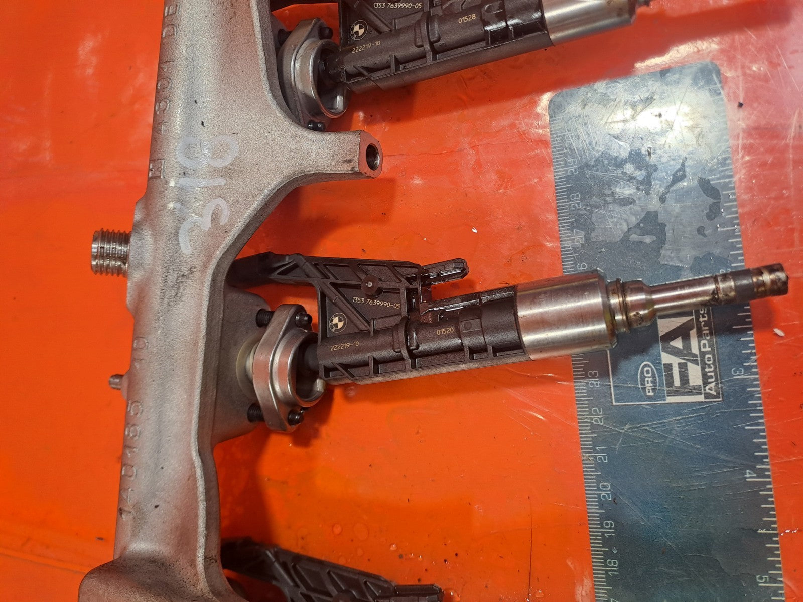 ✅2016 BMW 2 SERIES M240I F22 FUEL INJECTION RAIL 7639975 + WARRANTY A318 - Image 3