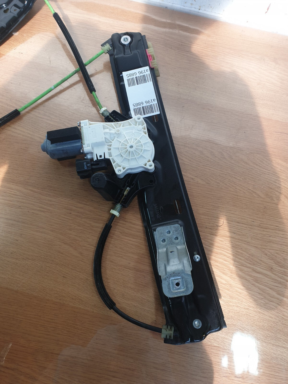 ebay-src:https://i.ebayimg.com/00/s/mtywmfgxmjaw/z/e~aaaosw6~bmz4kb/$_57.jpg