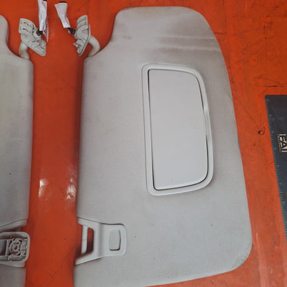 ✅Ford Galaxy Zetec 2017 2.0 Diesel SUN VISORS Warranty A296 - Image 4