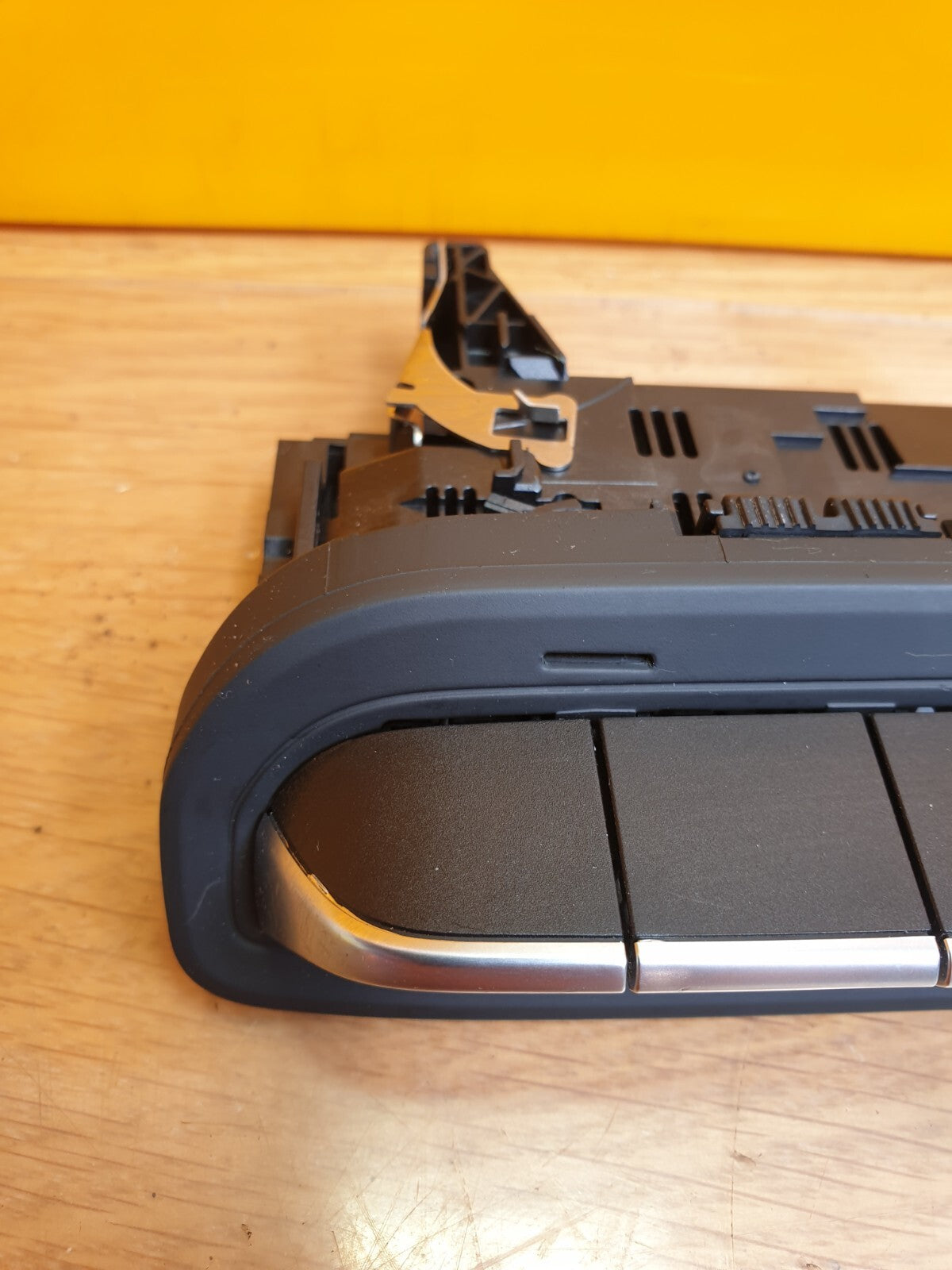 ebay-src:https://i.ebayimg.com/00/s/mtywmfgxmjaw/z/xdyaaoswknhmocpz/$_57.jpg