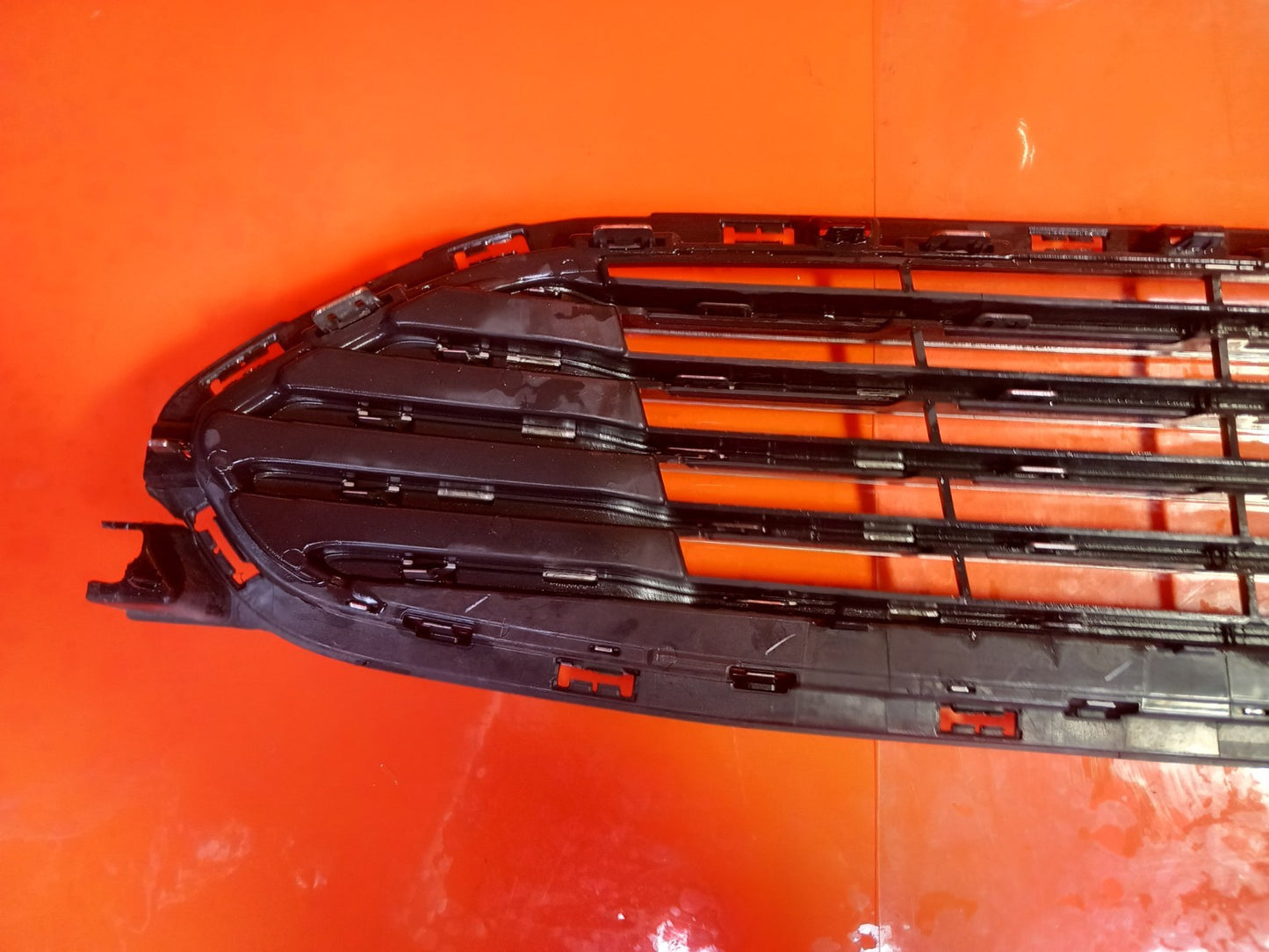 2019 Ford Galaxy MK3 Zetec Front Bumper Upper Radiator Grill EM2B-8200-AE A345 - Image 12