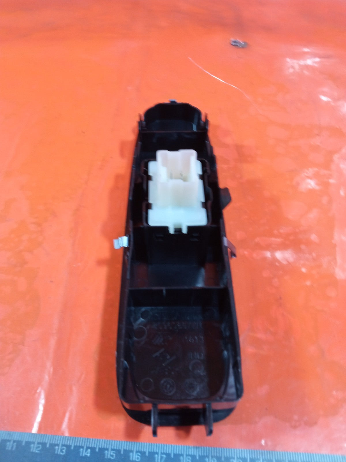 ✅Dacia Duster Journey 1.3 Petrol 2024 Rear Right Electric Window Switch A364 - Image 10