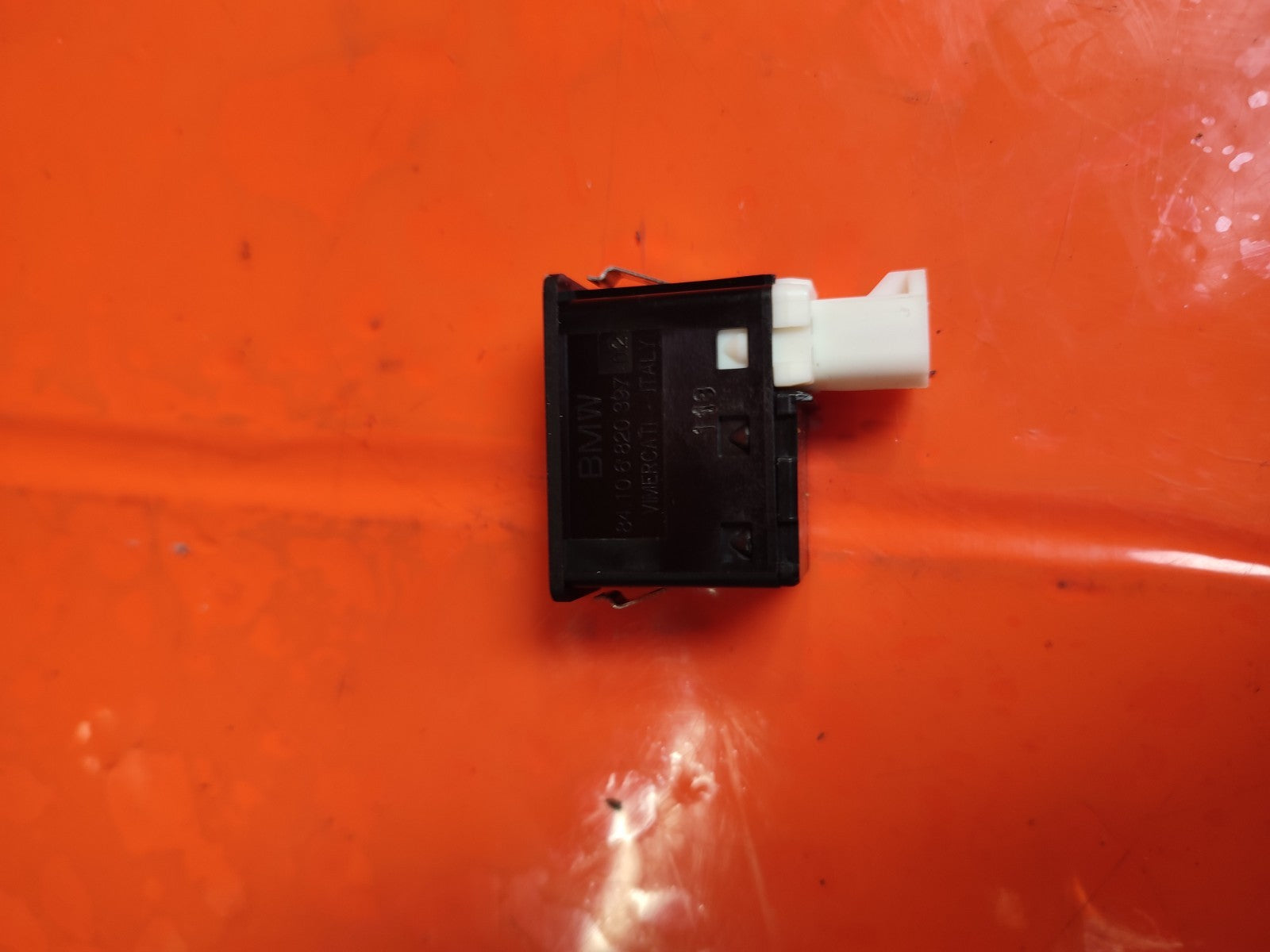 ✅BMW X1 F48 2.0 PETROL 2018 USB SOCKET 6820397 Warranty A303 - Image 2