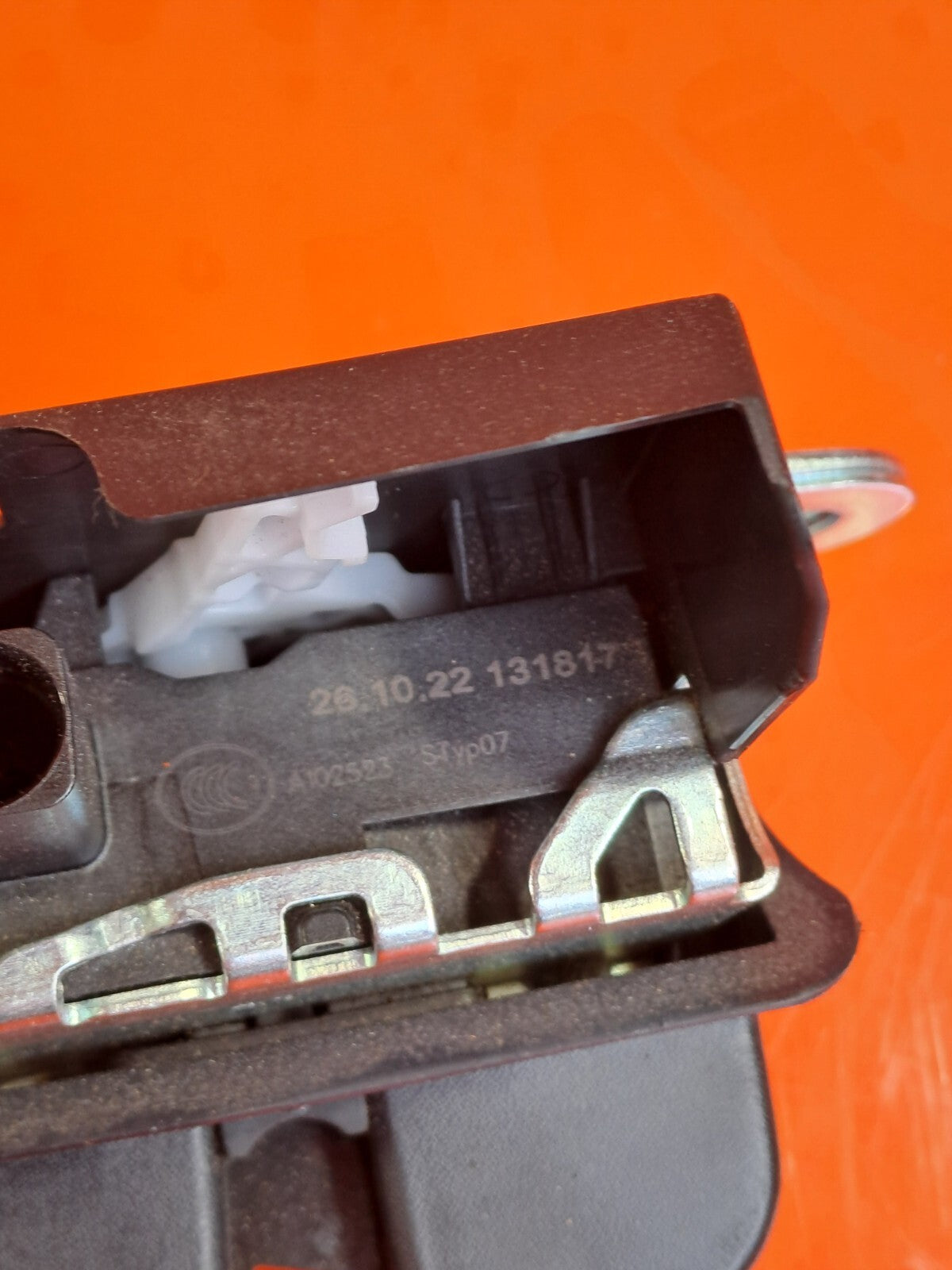 ✅2023 CUPRA BORN V2 EV TAILGATE BOOT LOCK 131817 + WARRANTY A209 - Image 10