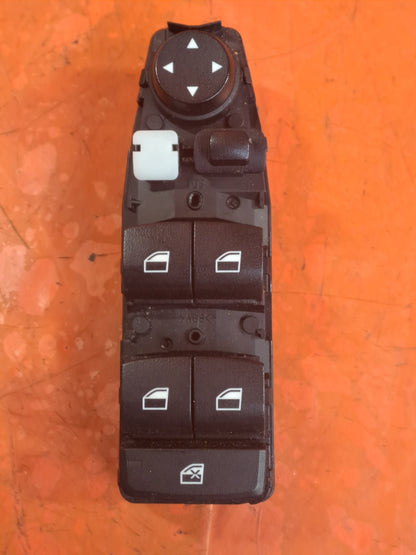 ✅2019 BMW 1 Series F20 M Sport Drivers Front Right Window Switch 9208110 A360 - Image 8
