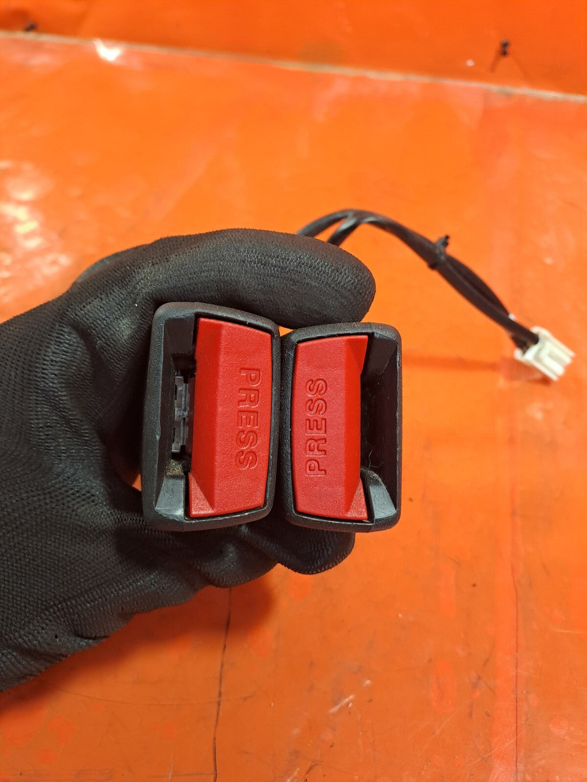 ebay-src:https://i.ebayimg.com/00/s/mtywmfgxmjaw/z/6yiaaoswvfjoaoud/$_57.jpg