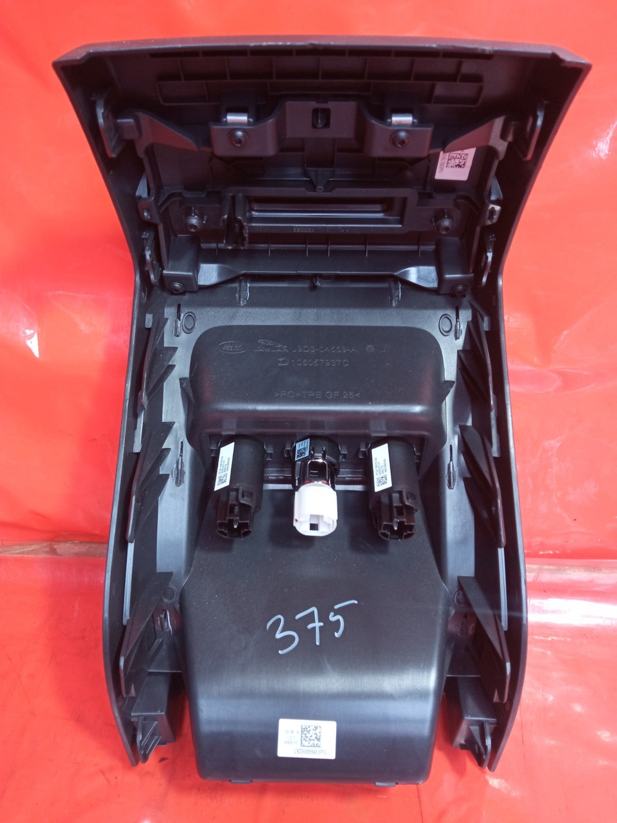 ✅Jaguar I-Pace Ev400 X590 2020 Rear Center Console Trim USB Ports J9D304569A - Image 8