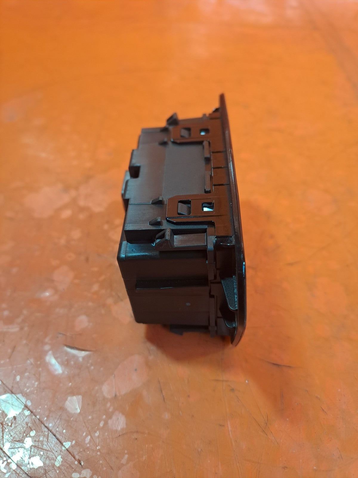 ebay-src:https://i.ebayimg.com/00/s/mtywmfgxmjaw/z/fieaaesw6njpnwfx/$_57.jpg