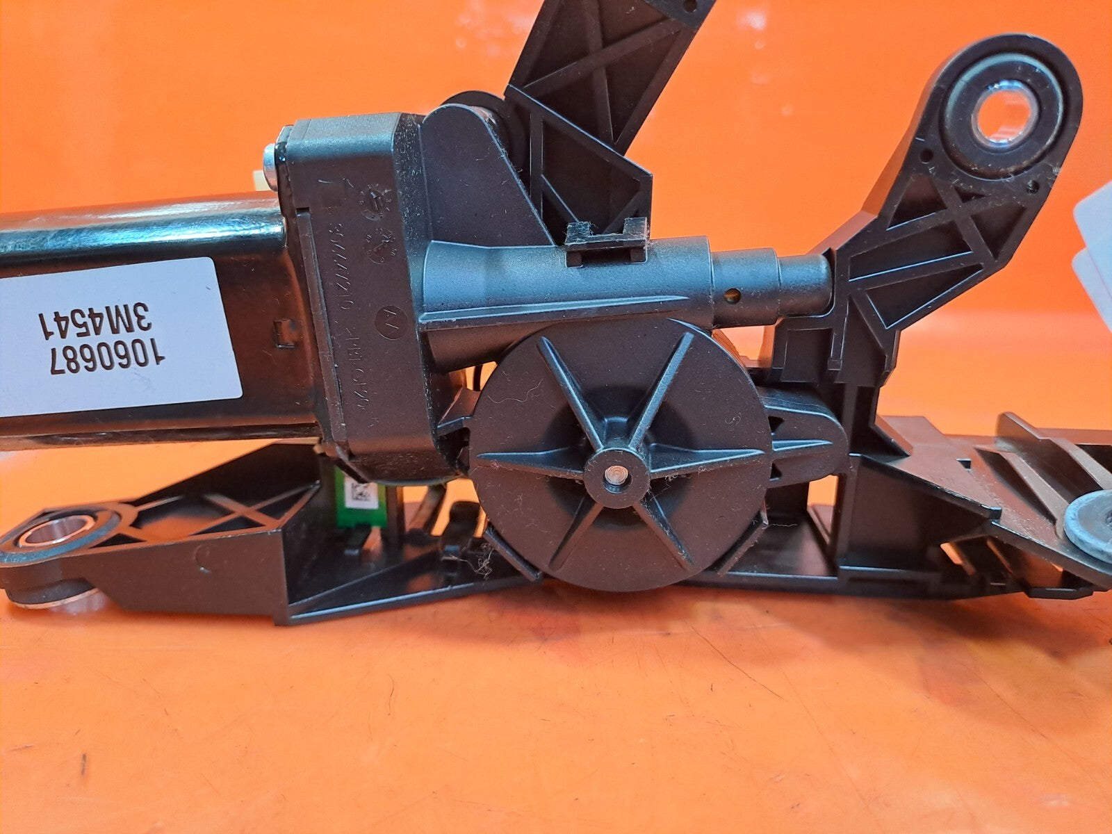 ebay-src:https://i.ebayimg.com/00/s/mtiwmfgxnjaw/z/y60aaosw-yjnla7a/$_57.jpg