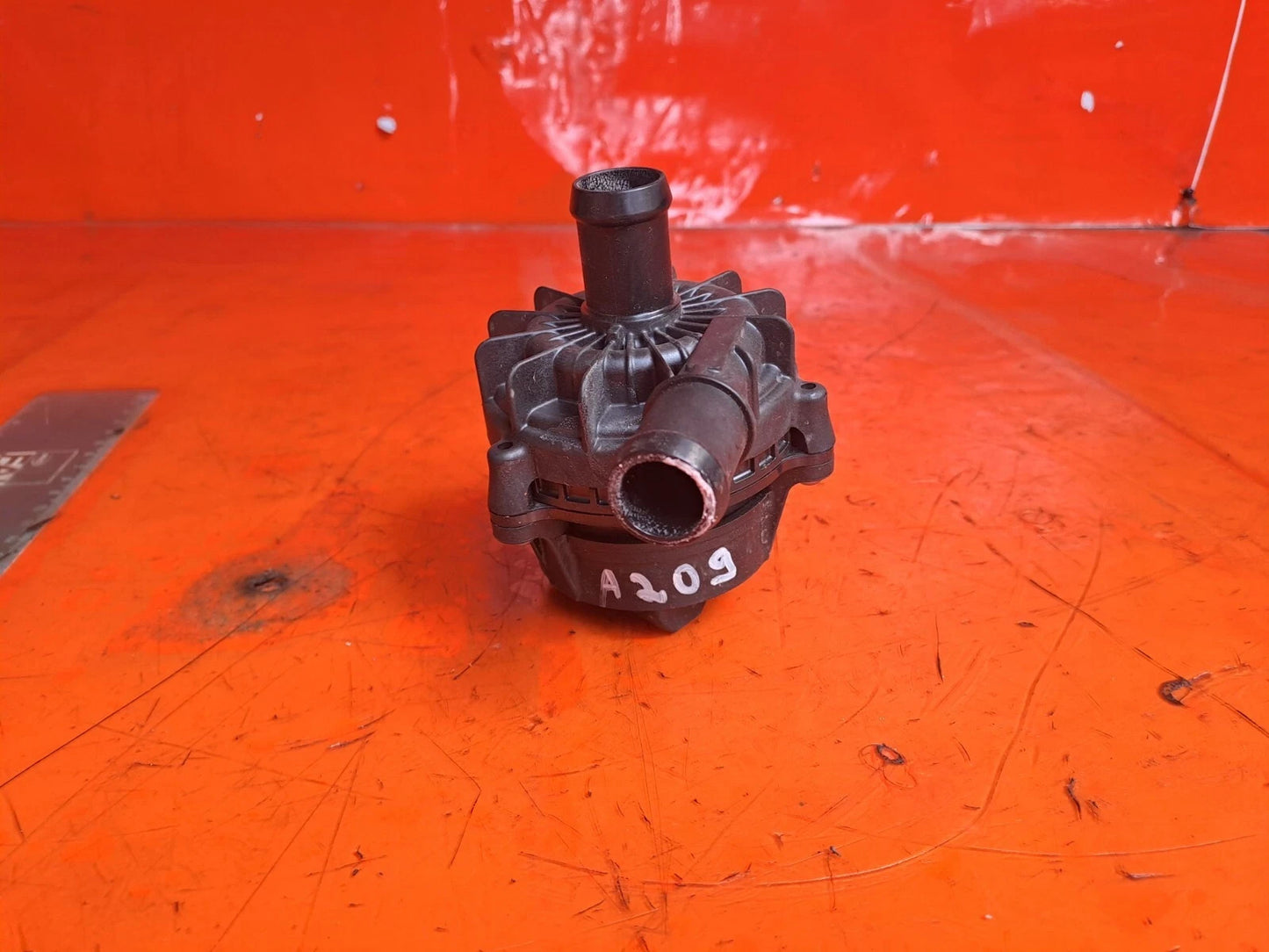 ebay-src:https://i.ebayimg.com/00/s/mtiwmfgxnjaw/z/dioaaeswgxzqygt1/$_57.jpg