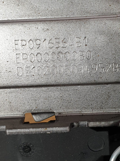 ebay-src:https://i.ebayimg.com/00/s/mtywmfgxmjaw/z/hoaaaoswmmlmvjuw/$_57.jpg
